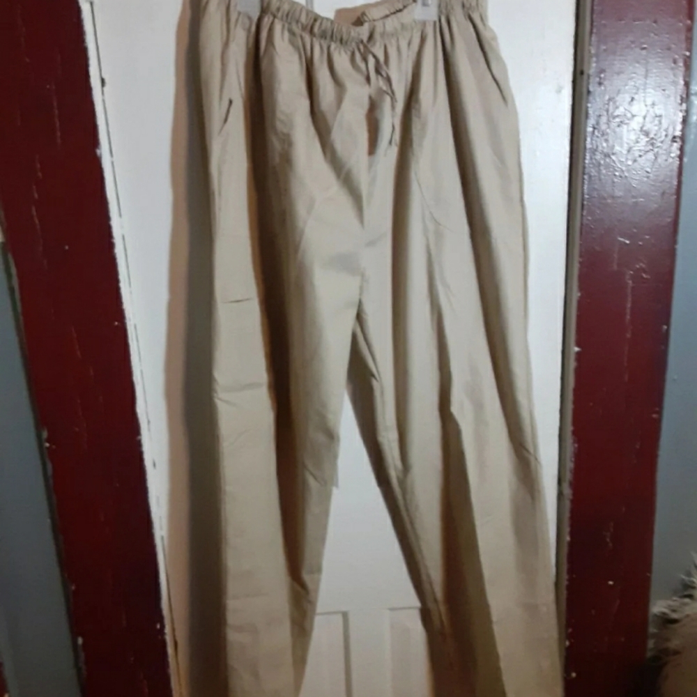 Scrub pants